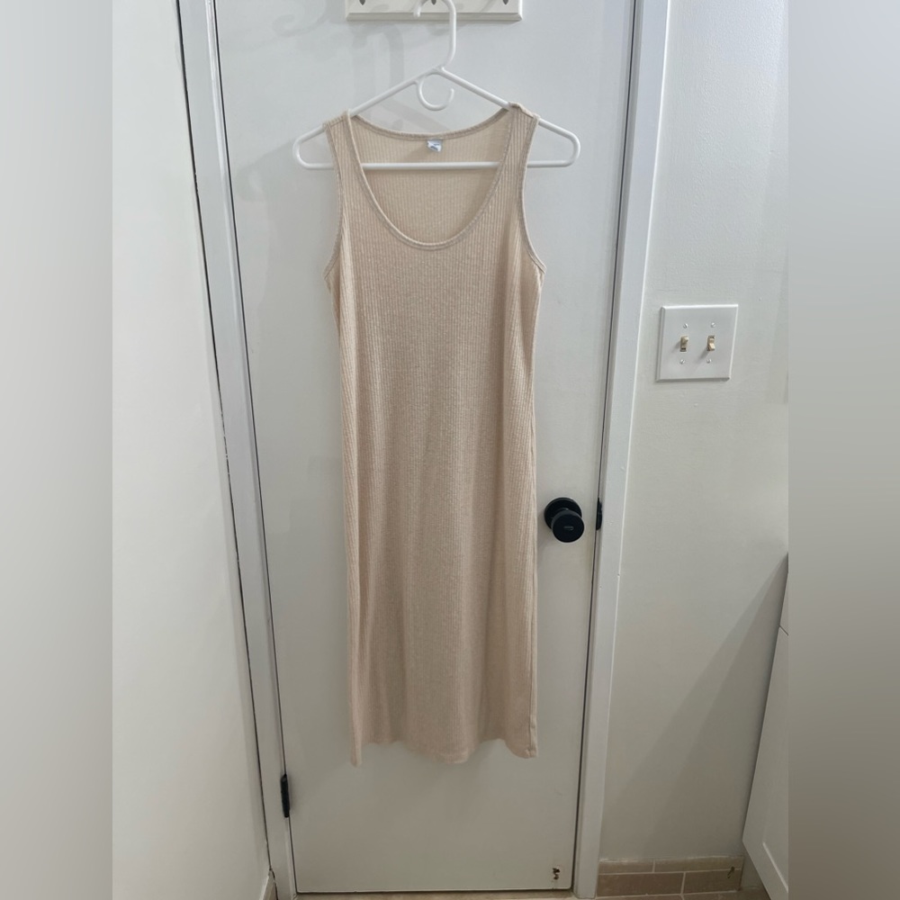 Old Navy Sleeveless Rib Knit Midi Dress